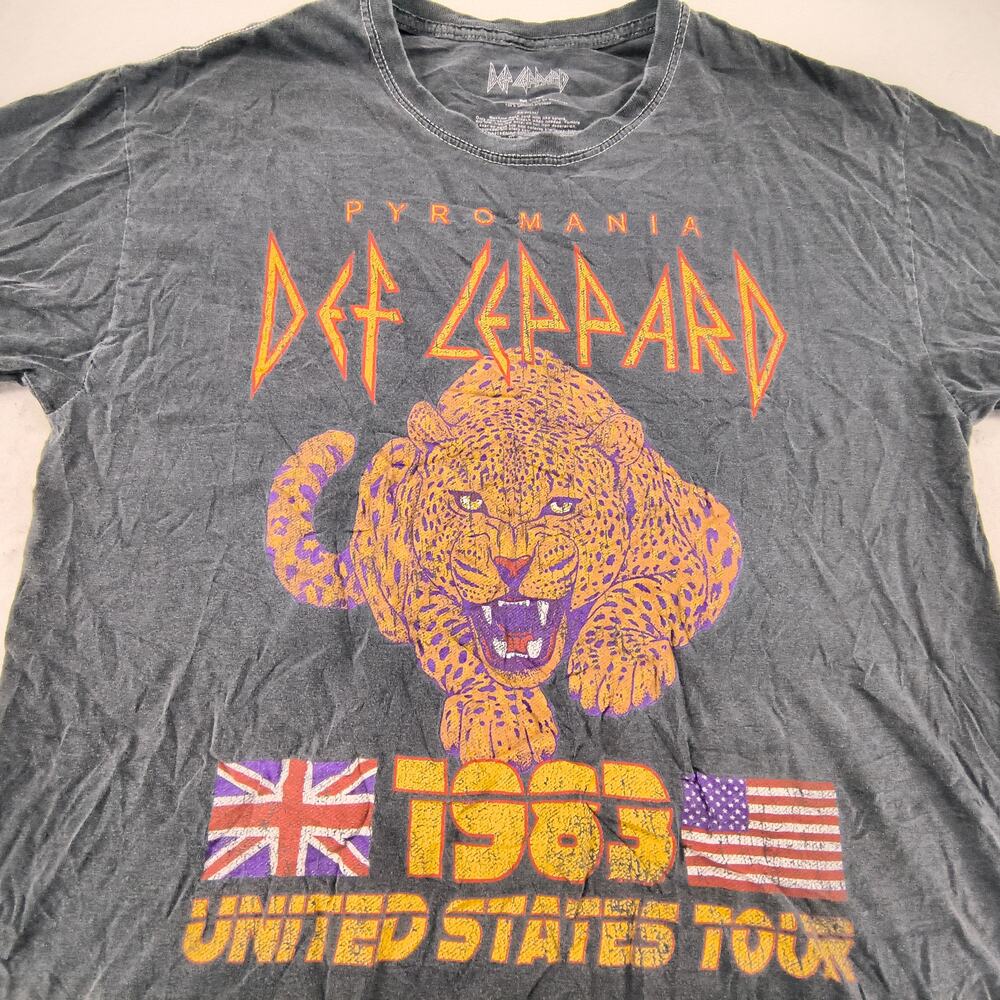 Def Leppard Animal Band Graphic Crew Neck T Shirt Mens Size Medium M Gray